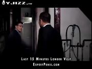 儿子大婚当天 - 趁其未发觉，公公在厕所把俏儿媳肏了