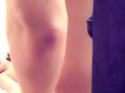 酒店与俩个小姐玩双飞偷偷给录制下来