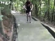 偷拍系列-西安小夫妻在凉亭打炮