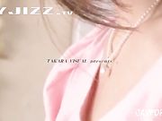 一个丈夫满足不了的白嫩富婆偷吃 老公回家继续求欢