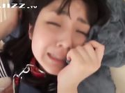 96年学妹丰满的美乳白嫩的鲍鱼 操她不配合最后被颜射