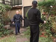 贤惠人妻刚开始不从,后来也沦陷在大JJ的猛烈抽插之下