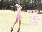 高尔夫浪骚女球童在球场被深喉口爆