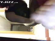 富姐花钱夜店雇个精壮帅哥玩SM吃口水舔高跟逼逼菊花一样不能少