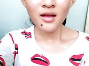 高清露脸可爱妹纸 才艺展示先唱一首歌曲 然后脱光衣服展示身体