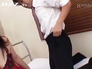 丰满人妻一个电话招来的情夫 差点被大屌干哭