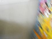 激情大胆偷拍逛夜市的短裙美女 看得我JJ都硬了