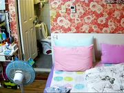 黑客破解家庭摄像头偷拍白领姐姐洗完白白风扇吹身子