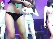 国内很少能够看到的内衣秀脱衣秀 真的是大饱眼福