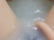 巨乳淫荡尤物自拍洗澡自慰全过程