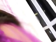 美乳女神思瑞穿着性感情趣内衣和狼友互动下面貌似流血了床单都弄脏了