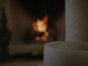 气质美少妇看到人妖大鸡巴惊讶后伸舌头舔吸