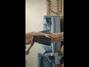 极品甜美短裙小姐姐 修长美腿苗条身材 扭动屁股上下套弄 站立后入撞击