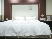 重金忽悠极品御姐旗袍高跟风情万种俏佳人