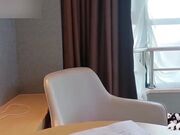 性感酒店服务员被前男友撞见真情流露