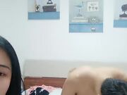 小伙爆草微胖大奶子骚妇主动上位抽插叫的好骚