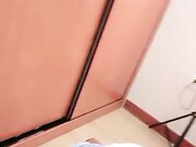 约炮极品美乳身材满分美女把充气娃娃丢一边