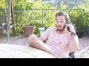 姐姐Vanna Bardot教弟弟如何做爱