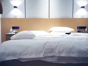 约操长发飘飘清纯美女笑起来甜美乖巧后入02