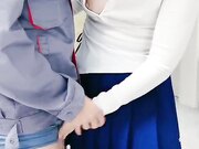 剧情演绎丝袜骚逼少妇勾搭修空调的小哥01