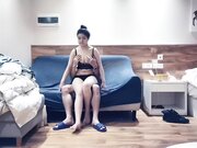 黄先生探花约大奶妹子口交舔弄床上骑坐自己动01