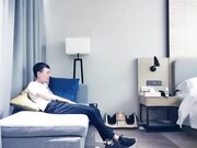 9总全国探花第二场黄先生代班近距离口交69舔逼 01