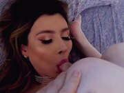 可爱体贴丝滑内衣俩人妖光滑肌肤亲密接吻爱抚