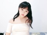 小年轻妈妈骚水多多肉棒抽插流太多淫浆01