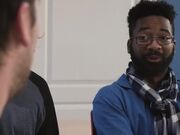 劳伦·菲利普斯抓到泰勒在涂鸦她裸体的照片 给了他真实的东西