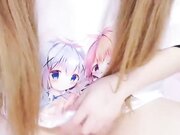 卡哇伊小萝莉无毛超嫩粉穴翘起