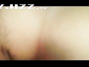 哄骗刚成年的小表妹干炮 中途不让干了喊疼 追到卫生间强干