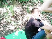 姐妹跟着姐夫和帅哥粉丝户外淫乱4P 01