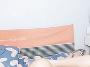 邻家骚妹子骑在小哥脖子上模样好骚激情上位