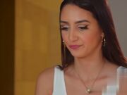 她勾引了Edme继母Krisy Lynn让Natalia达到高潮