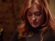 塔西在她的第一次肛交中惊艳的红发佳莉莎