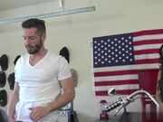 Ariella Ferrera用她那该死的热洞付账