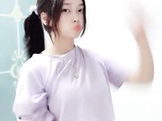 气息妹子独自露脸卫生间自慰掰穴露出粉鲍鱼