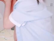 包臀裙甜美小骚货 大战头套男 按着头深喉插嘴 无毛粉穴骑乘打桩 持续输出搞得太