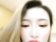 和颜值不错闺蜜一起玩 双飞啪啪口交上位骑乘自慰喷水 很是诱惑喜欢不要错过