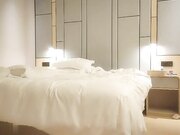 3800人民币高端车模场魅惑性感香艳刺激