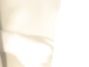 00后苗条身材妹子和男友啪啪 撸硬躺着抽插边操边和别人语音聊天