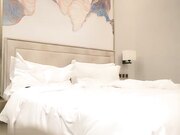 花臂纹身高颜值甜美嫩妹子舔奶摸逼深喉口交