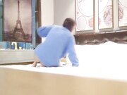 约操00后小萝莉 苗条粉嫩配合默契 连干两炮妹子累惨2