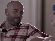 操了豪乳母狗的娇嫩喉咙