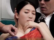 江疏影 性感白领地铁上被痴汉围攻