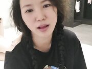 超骚的极品少妇性感纹身跟小哥激情啪啪 69舔弄大鸡巴让小哥各种舔逼 1
