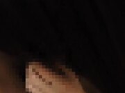 在工作的私人厕所里与同事秘密性爱视频 3