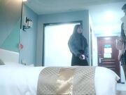 嫖王威哥酒店约嫖2个颜值不错的年轻楼凤上门服务玩双飞各种姿势轮流草