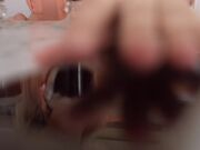 金发少女在厨房肛交