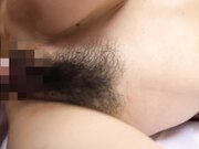 汐也开心地摇着屁股 我让她换上今天准备的微比基尼1